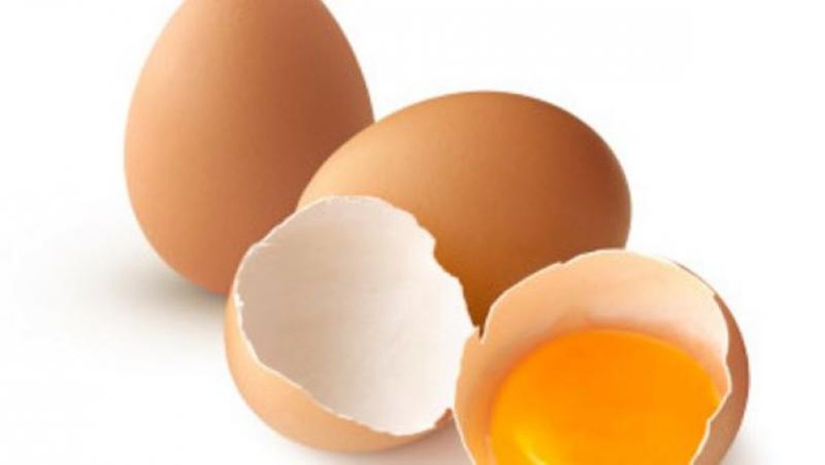 This is what happens to your body when you consume raw eggs